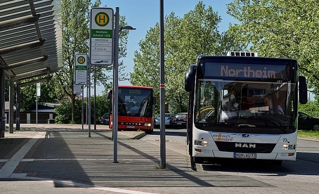 102_zvsn_foto_ralf_koenig_72dpi__ausschnitt_1__.jpg Ein Bus der ÖPNV