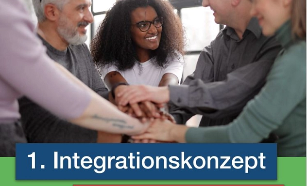 Integrationskonzept Bild Zu sehen sind fünf Personen unterschiedlicher Herkunft, die ihre Hände in der Mitte zusammenhalten und lächeln. Das Bild symbolisiert Zusammenhalt, Kooperation und Zusammenarbeit. Darunter steht "1. Integrationskonzept für den Landkreis Northeim"