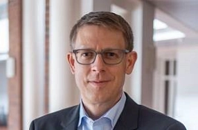 regio.de.jpg Portrait Dr. Reinhold Technologieberatung © regio.de